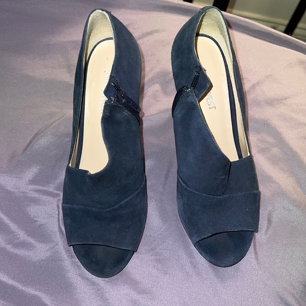 Size 5.5 Nine West shoes